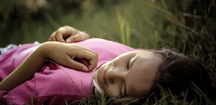 Meditazione Yoga Nidra: testimonianza del suo beneficio